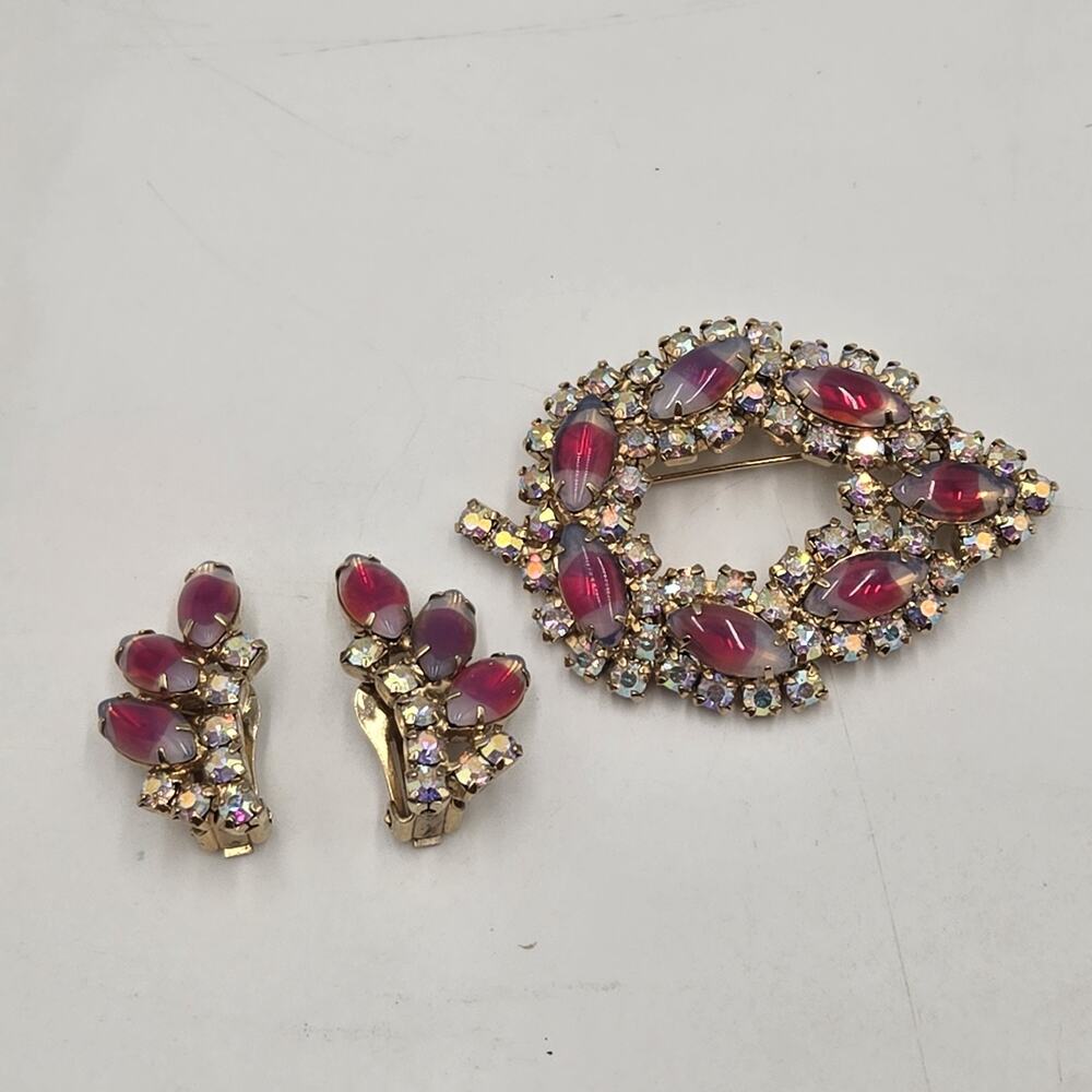Vintage 50s Leaf Pink Glass Marquise Rhinestone Brooch Clip Earrings Set Parure